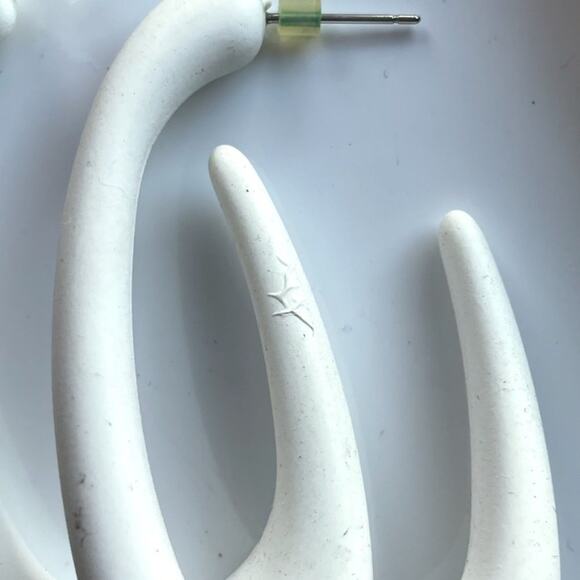 Geometric Dangle Earrings - Picture 5 of 5